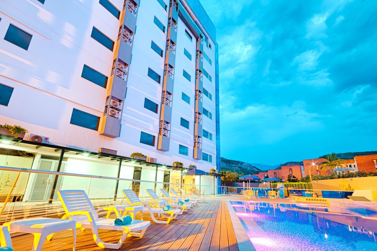 Hotel Blue 66 Cali Exterior photo